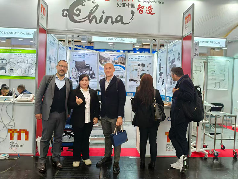 Wystawa Yuteng Medical w Dubaju